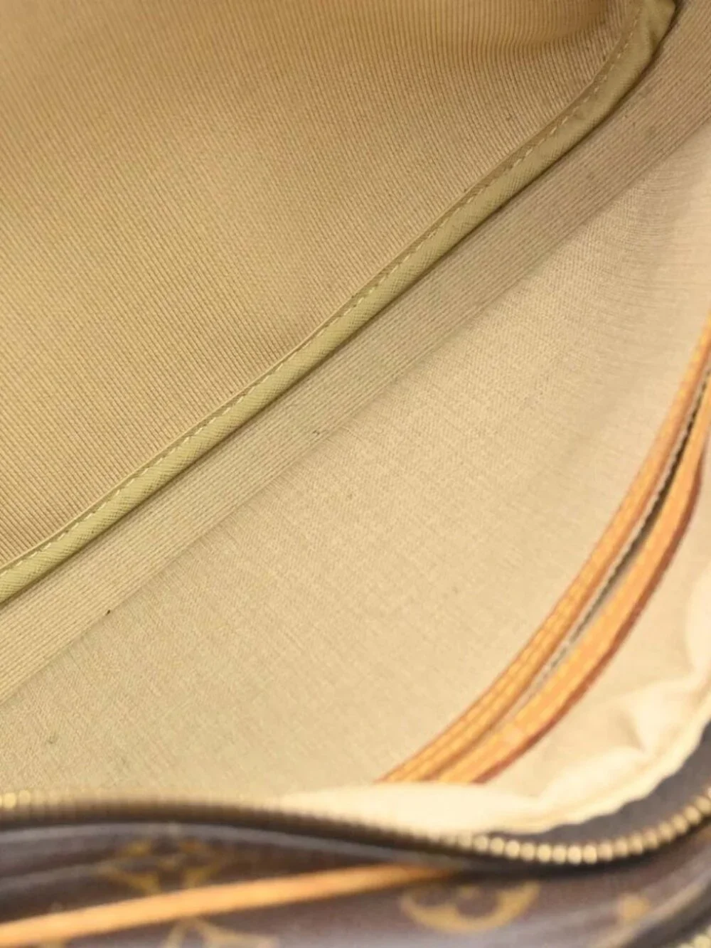 LOUIS VUITTON REPORTER PM SHOULDER BAG MONOGRAM